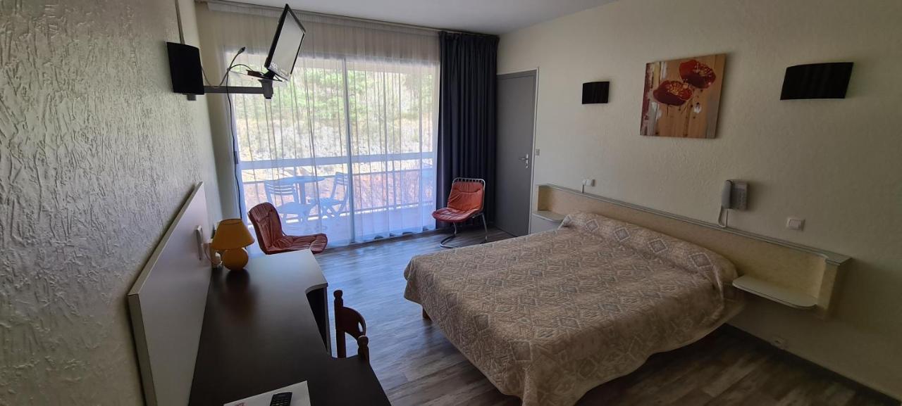 Garabit Hotel Anglards de Saint Flour Exteriör bild
