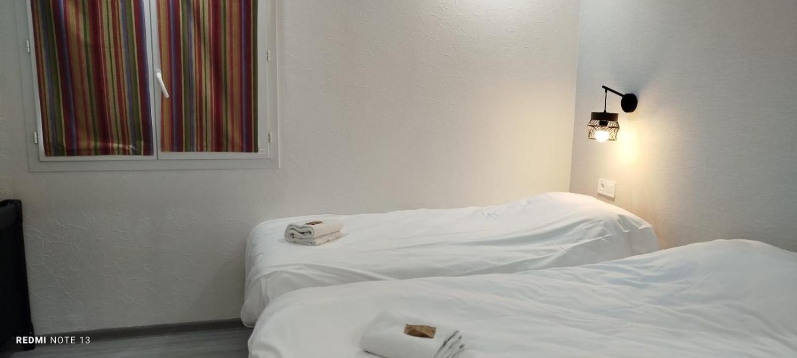 Garabit Hotel Anglards de Saint Flour Exteriör bild