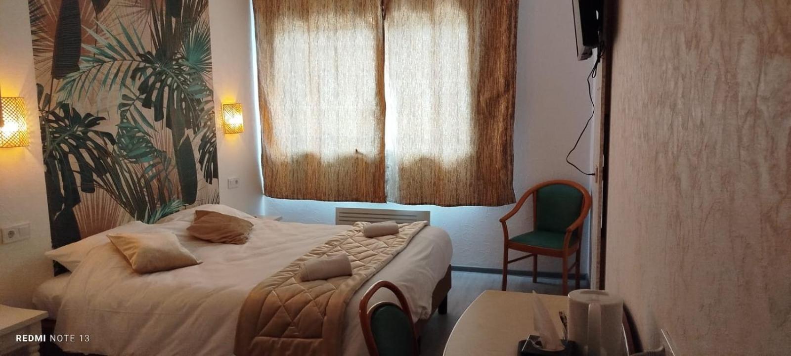 Garabit Hotel Anglards de Saint Flour Exteriör bild